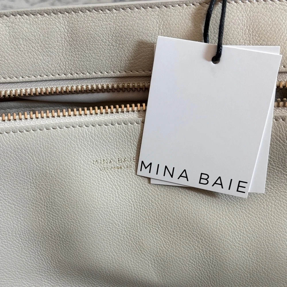 Mina Baie Modern Diaper Bag: Harper Midi - Picture 4 of 8